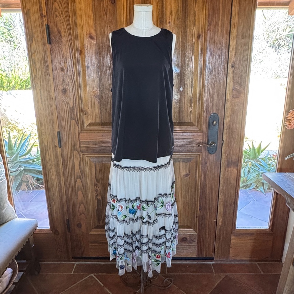 Floral Embroidered Maxi Skirt